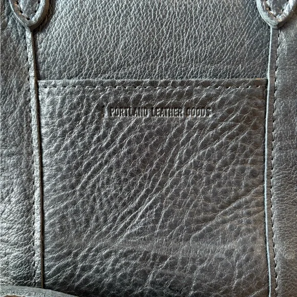 NEW ~PORTLAND LEATHER GOODS~ Lola Crossbody Tote in Black Leather - Picture 3 of 9
